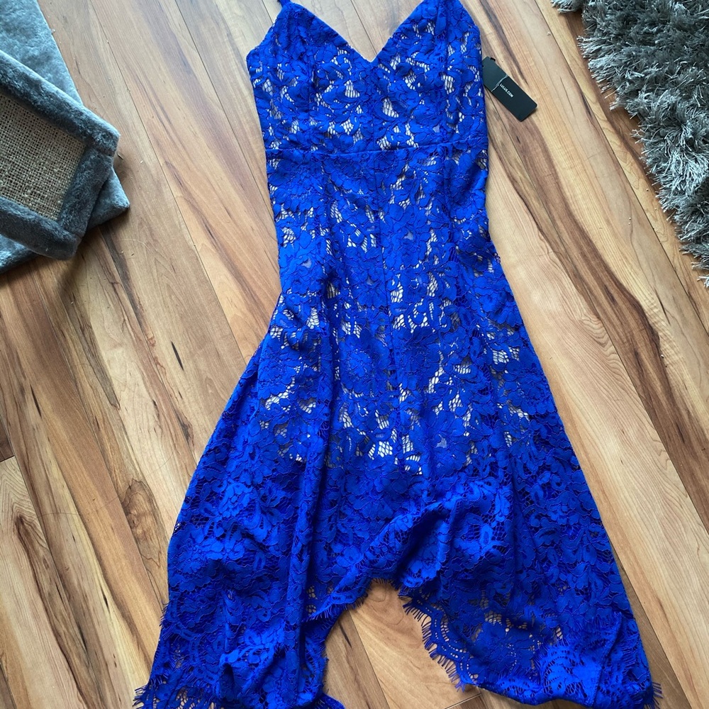 Lulus blue lace asymmetrical dress